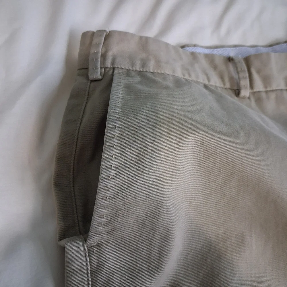 Peter‎ Millar Shorts Mens 44 Khaki Golf Chino Flat Front Casual Walking Preppy